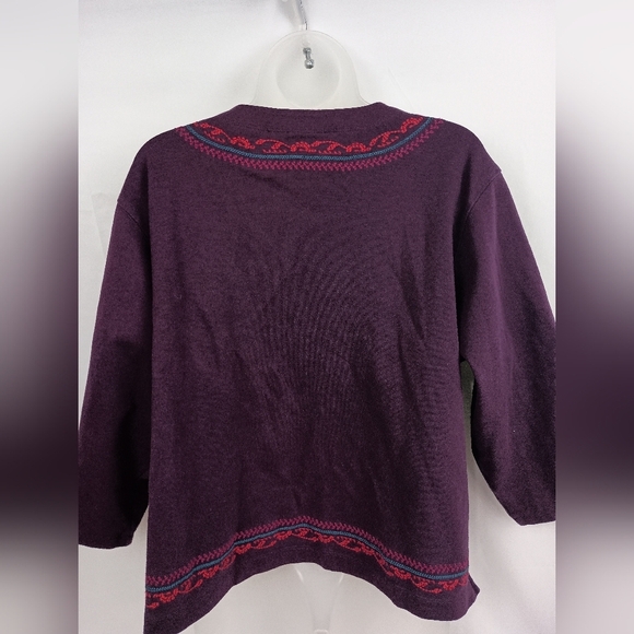 2/$30 BECHAMEL Christmas Holiday Embroidered XL Purple Lightweight Sweater - Picture 6 of 8